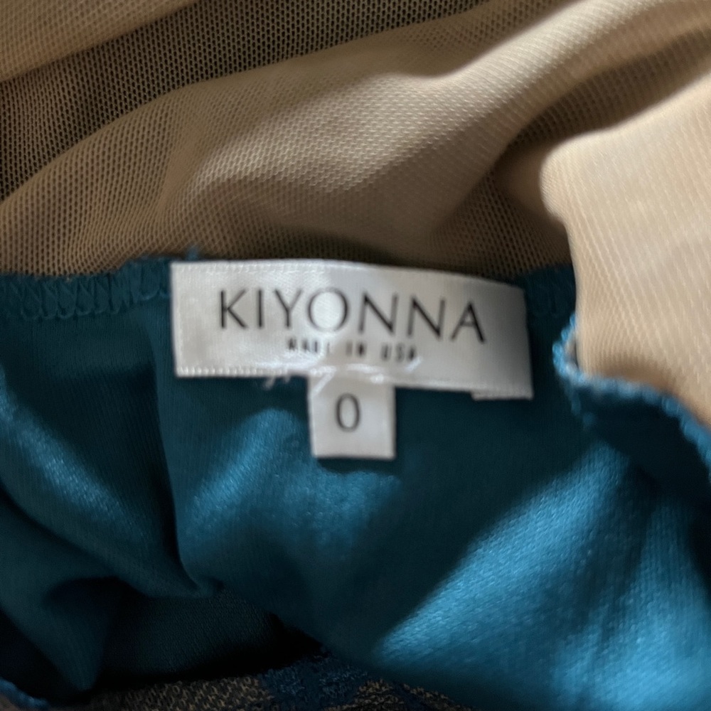 NWT Kiyonna brand turquoise lace dress - Picture 6 of 6